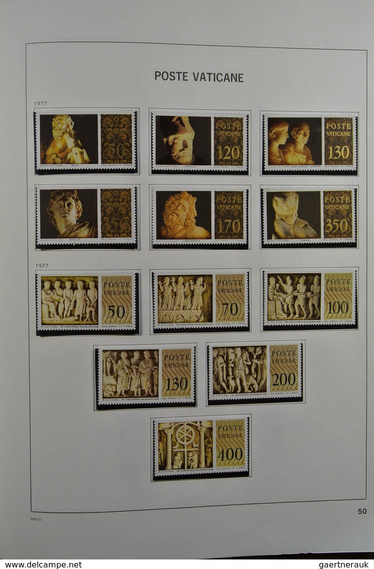 28470 Vatikan: 1929-1984. Nicely filled, mostly MNH and mint hinged collection Vatican 1929-1984 in Davo a