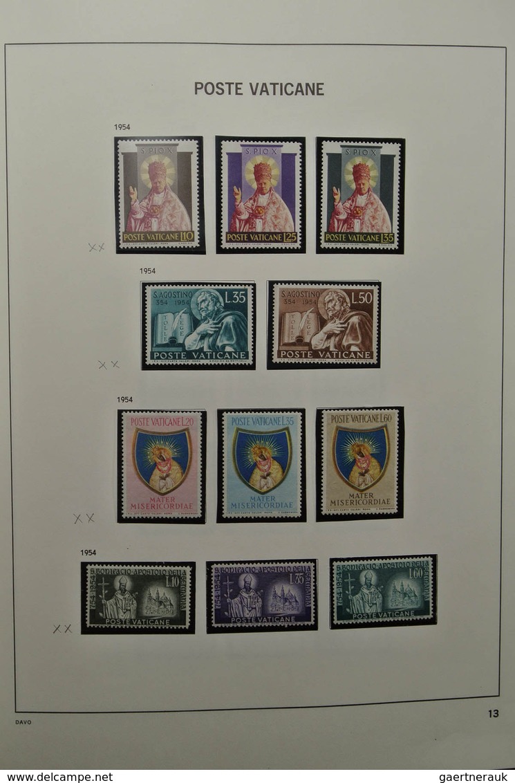 28471 Vatikan: 1929-1983. Nicely filled, mostly MNH and mint hinged collection Vatican 1929-1983 in Davo a