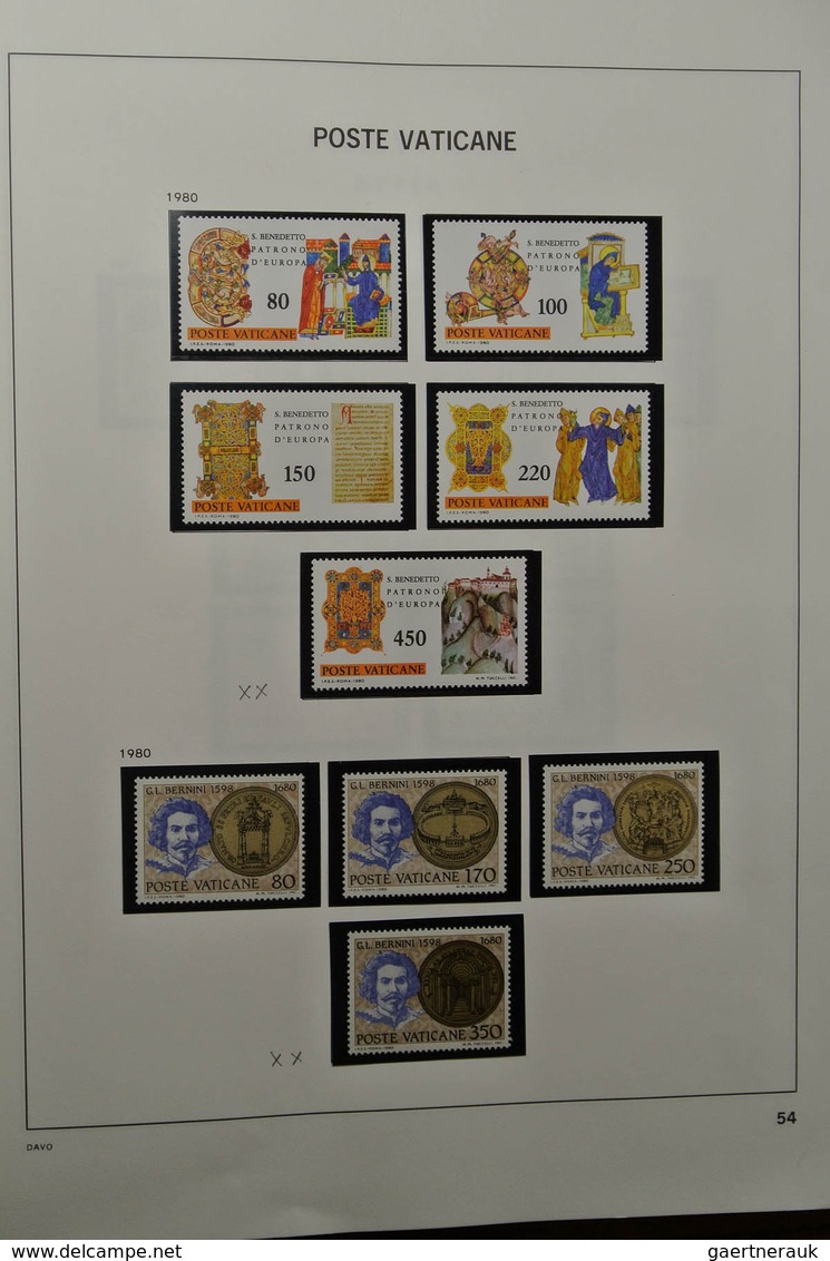 28471 Vatikan: 1929-1983. Nicely filled, mostly MNH and mint hinged collection Vatican 1929-1983 in Davo a