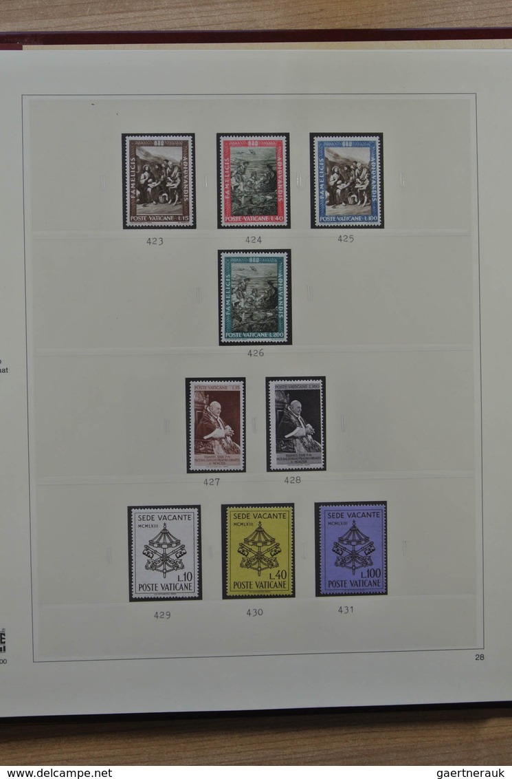 28483 Vatikan: 1929-2003. Almost complete, mostly MNH (older part some mint hinged and regummed) collectio