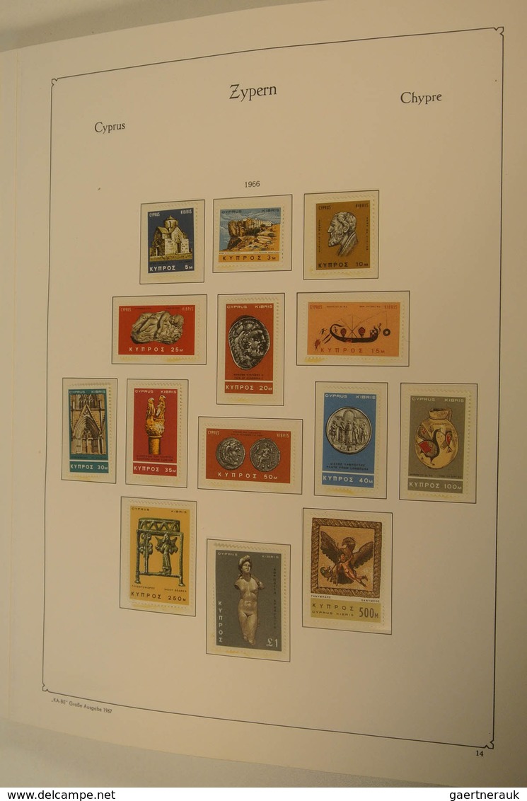 28522 Zypern: 1882-2005. Well filled, MNH, mint hinged and used collection Cyprus 1882-2005 in blanc album