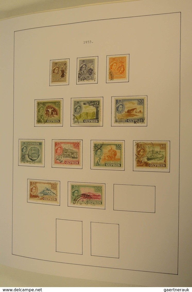 28522 Zypern: 1882-2005. Well filled, MNH, mint hinged and used collection Cyprus 1882-2005 in blanc album