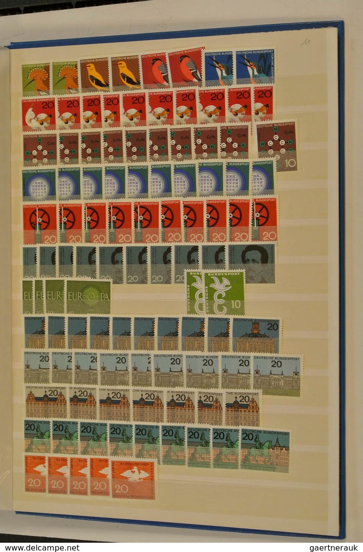 28542 Europa: Various, much MNH, material of European countries in 4 stockbooks. Contains much Bundespost