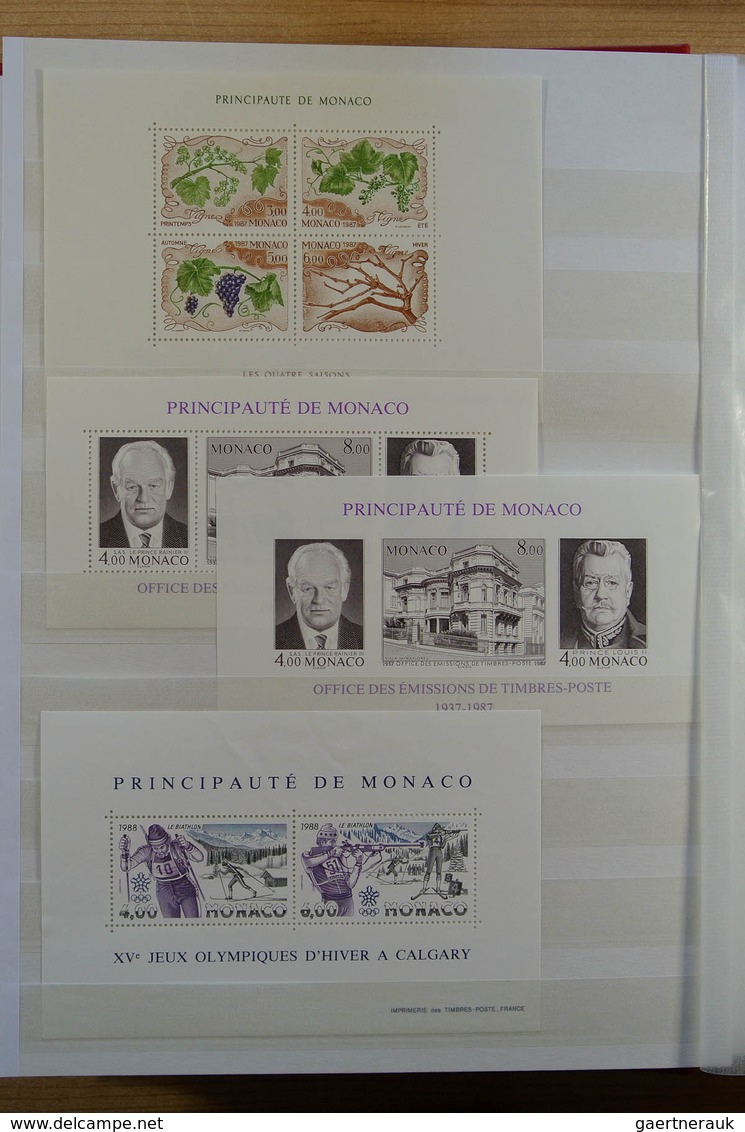 28626 Europa - West: Collection of ca. 550 MNH souvenir sheets (and some stampbooklets) of Western Europe
