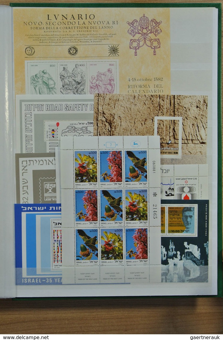 28639 Europa - West: Stockbook with mostly MNH souvenir sheets of various Western European countries, incl