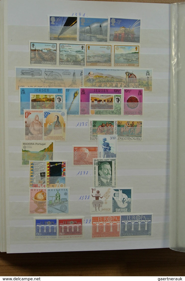 28691 Europa-Union (CEPT): 1956-1992. Well filled, mostly MNH collection United Europe 1956-1992 in 2 stoc