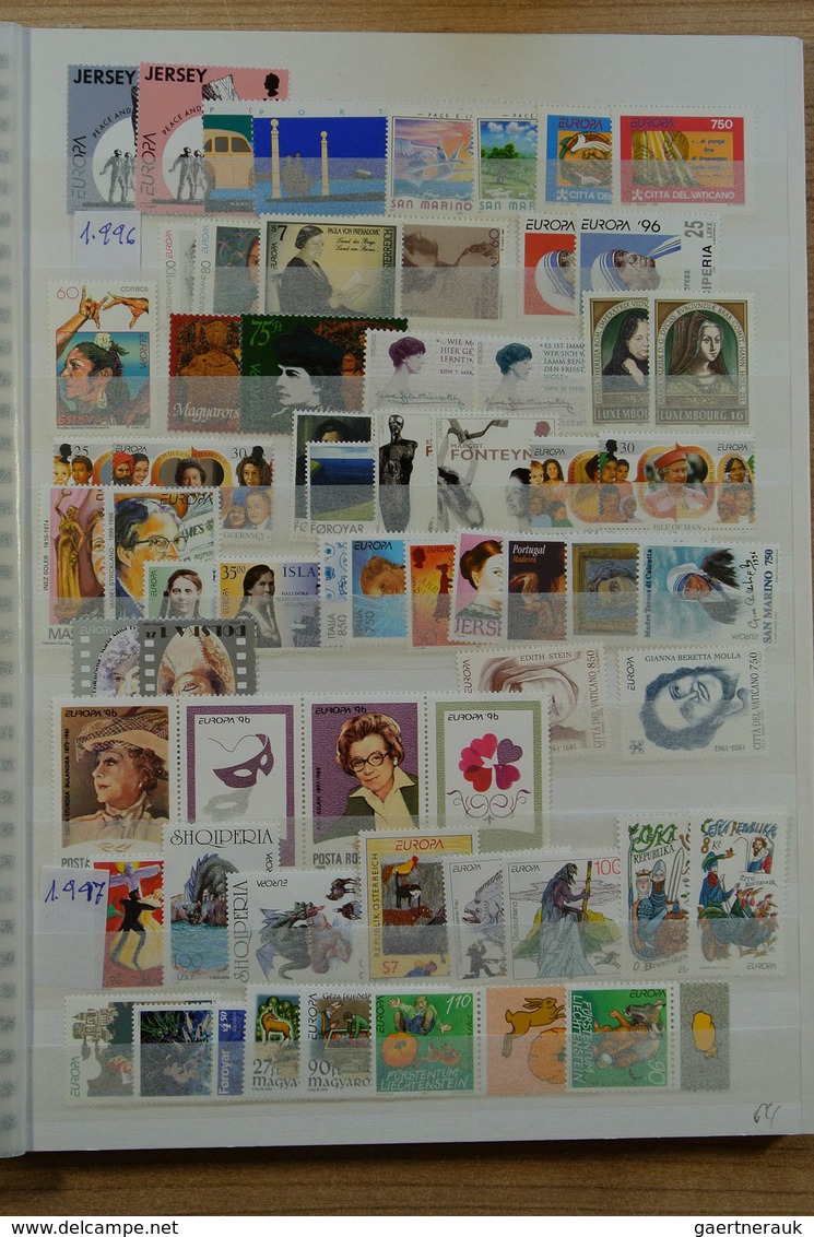 28700 Europa-Union (CEPT): 1958-2013! MNH collection Europa CEPT 1958-2013 in 3 stockbooks. Cat. value ove