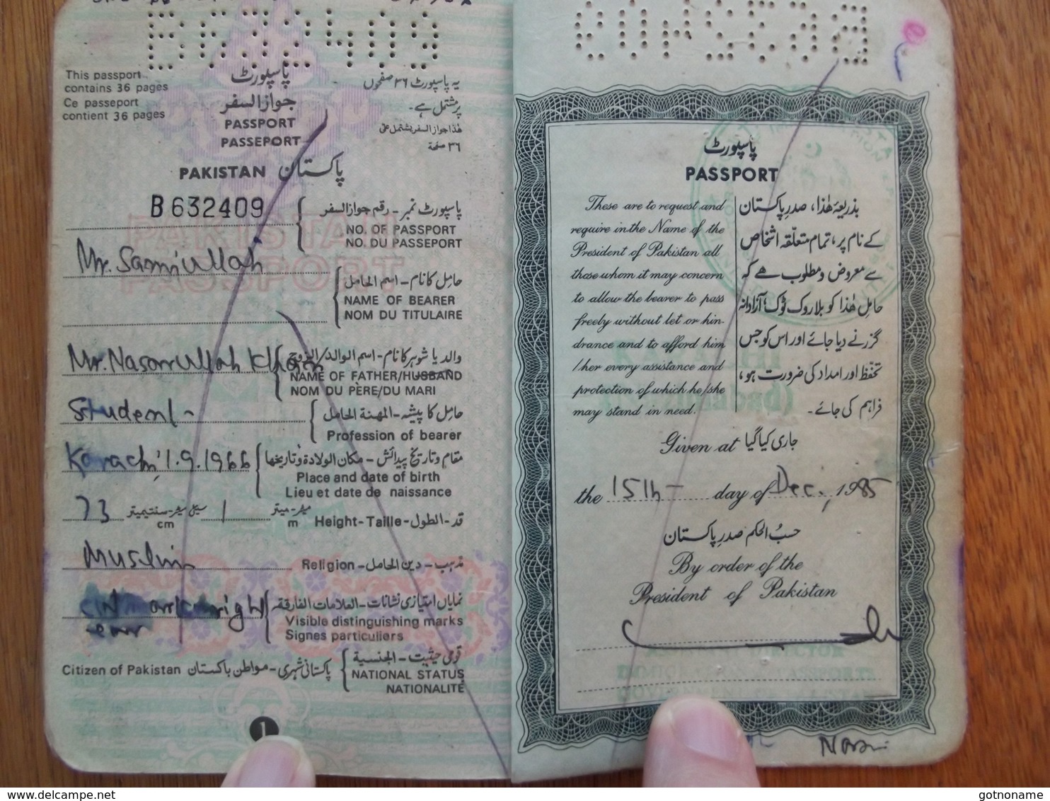 Passeport, Passport, Reisepass, Pasaporte Du Pakistan 1985. Plein De Visas.Port Gratuit En Europe. - Documents Historiques