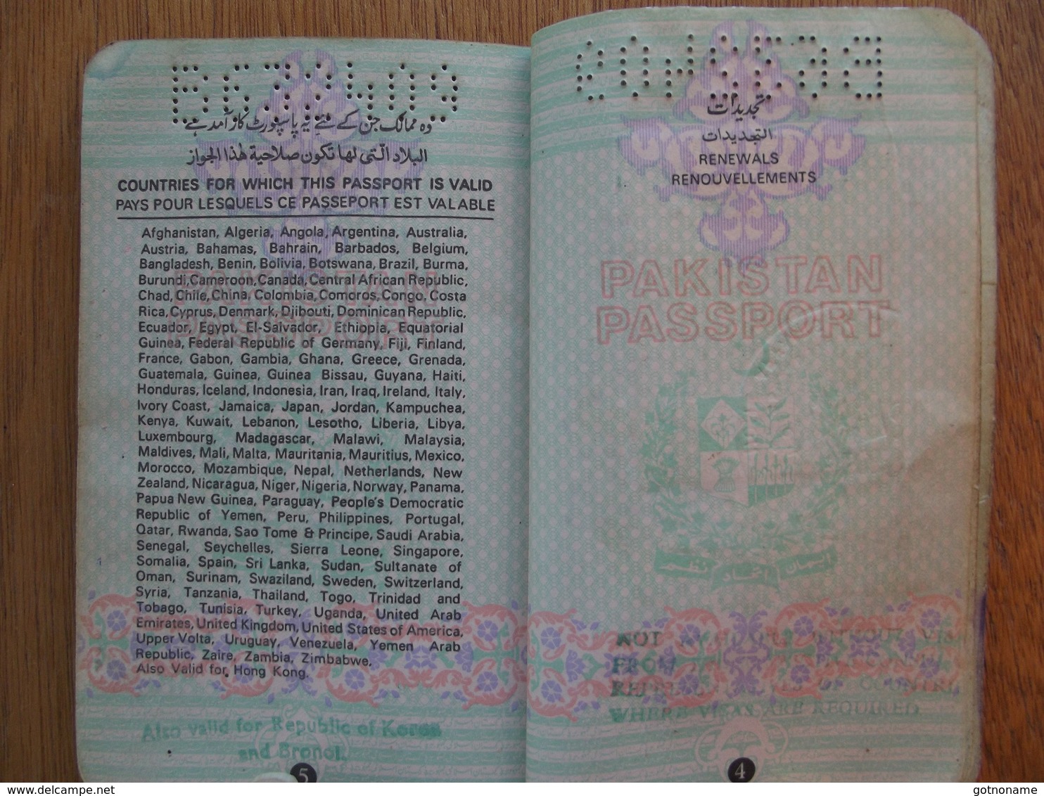 Passeport, Passport, Reisepass, Pasaporte Du Pakistan 1985. Plein De Visas.Port Gratuit En Europe. - Documents Historiques