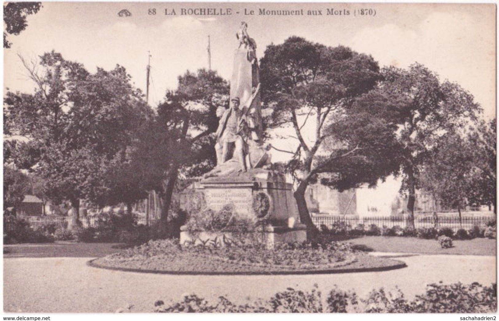 17. LA ROCHELLE. Le Monument Aux Morts (1870). 88 - La Rochelle