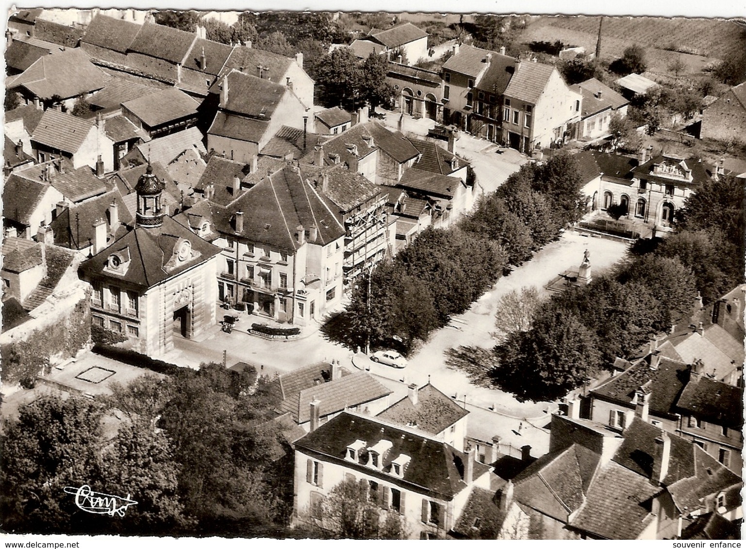 CP Givry Vue Sur La Place De La Poste 71 Saône Et Loire - Other & Unclassified