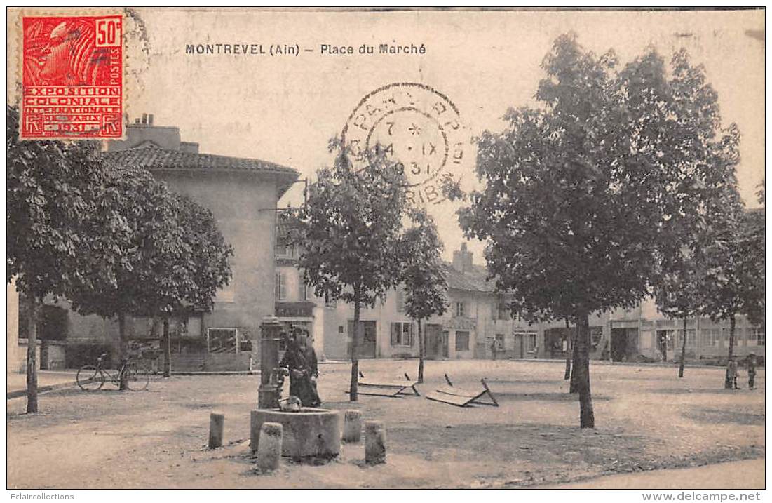 Montrevel     01        Place Du Marché          (voir Scan) - Unclassified