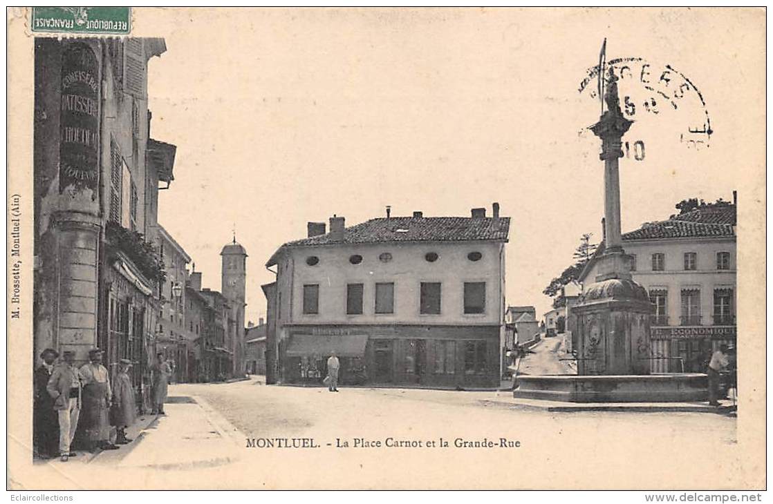 Montluel       01       Place Carnot         (voir Scan) - Montluel