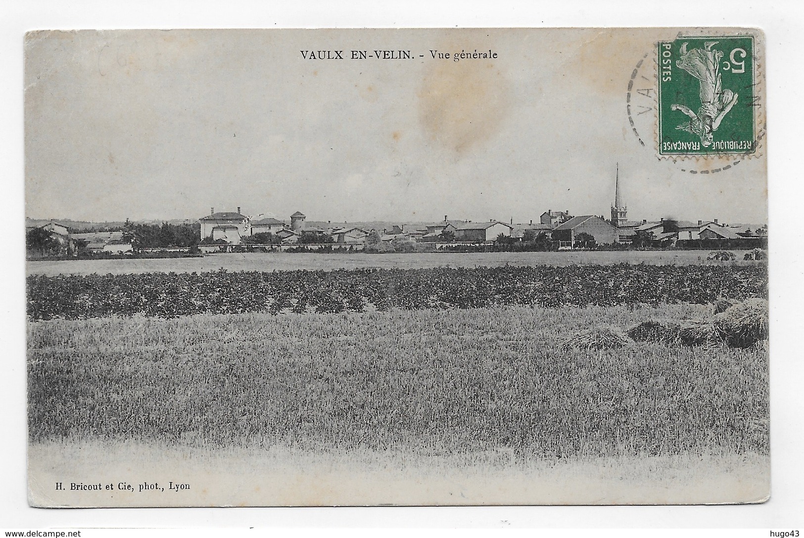 VAUX EN VELIN EN 1908 - VUE GENERALE - LEGER MANQUE MATIERE ANGLE HAUT A GAUCHE AU DOS - CPA VOYAGEE - Vaux-en-Velin