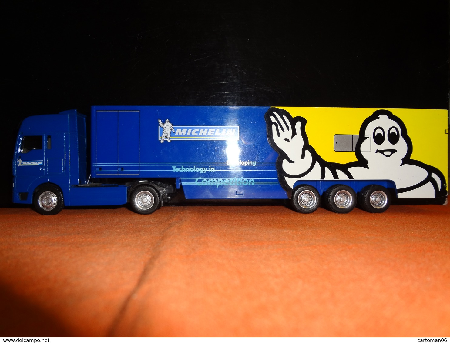 Camion - Poids Lourd - MAN  "Michelin Technolohy In Compétition"  - Majorette 1/60 (bibendum) - Vrachtwagens, Bus En Werken