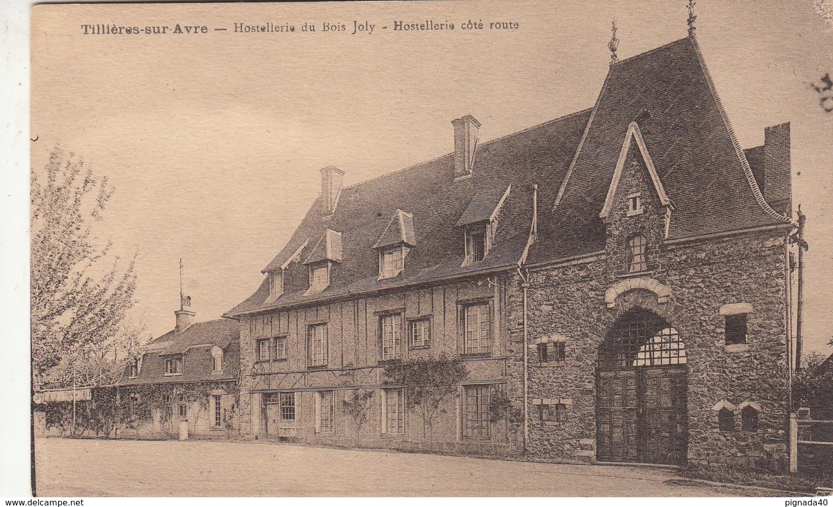 Cp , 27 , TILLIÈRES-sur-AVRE , Hostellerie Du Bois Joly , Vue Côté Route - Tillières-sur-Avre