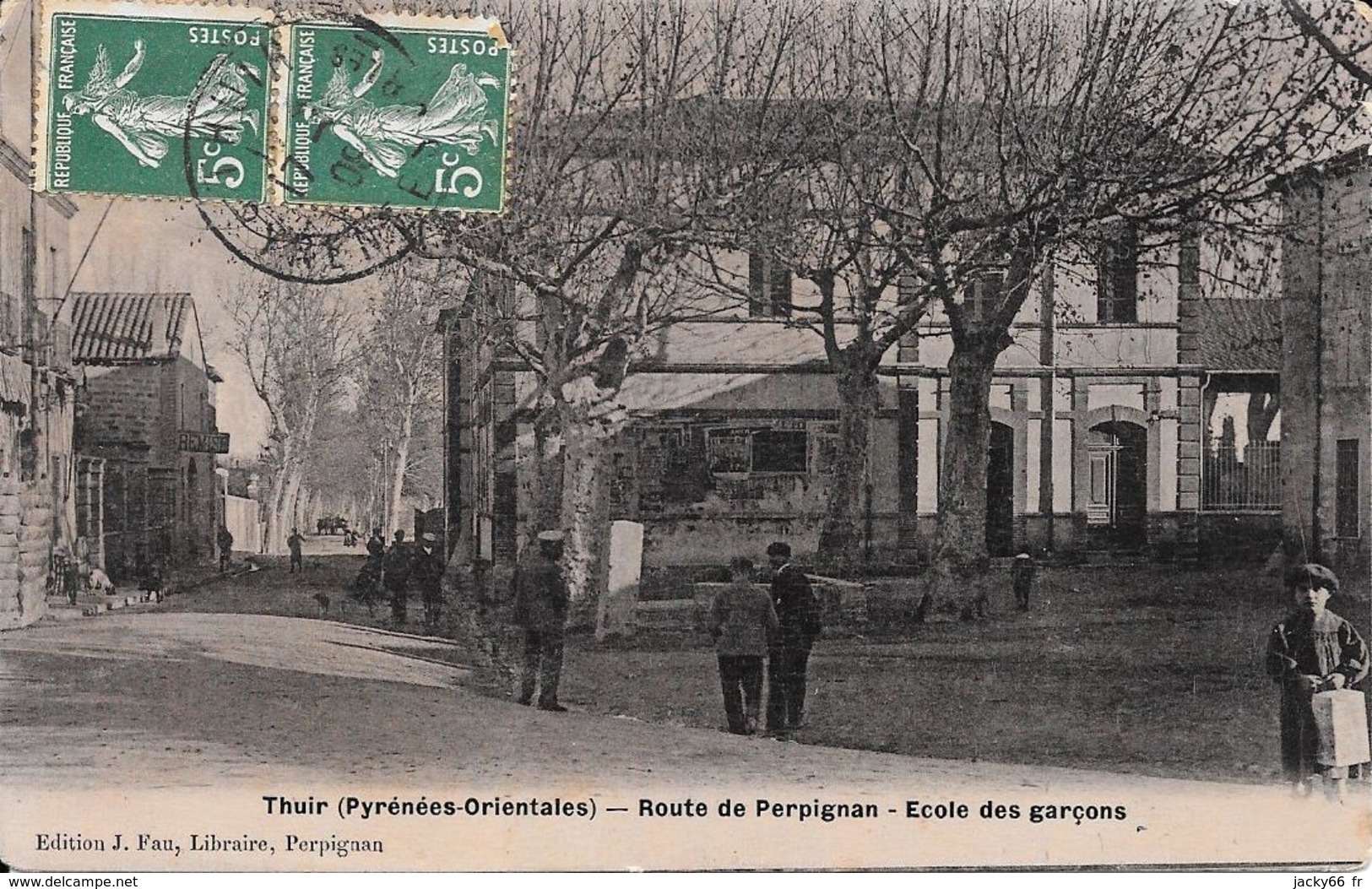 CPA - THUIR - Route De Perpignan - Ecole Des Garçons. - Altri & Non Classificati