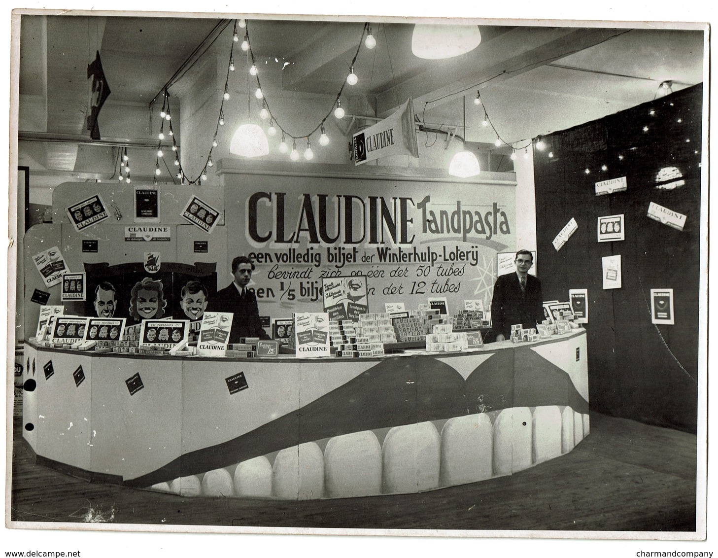 C1950 - Stand Dentifrice CLAUDINE Tandpasta  - Toothpaste - 17 X 23 Cm - Voir Scan - Autres & Non Classés