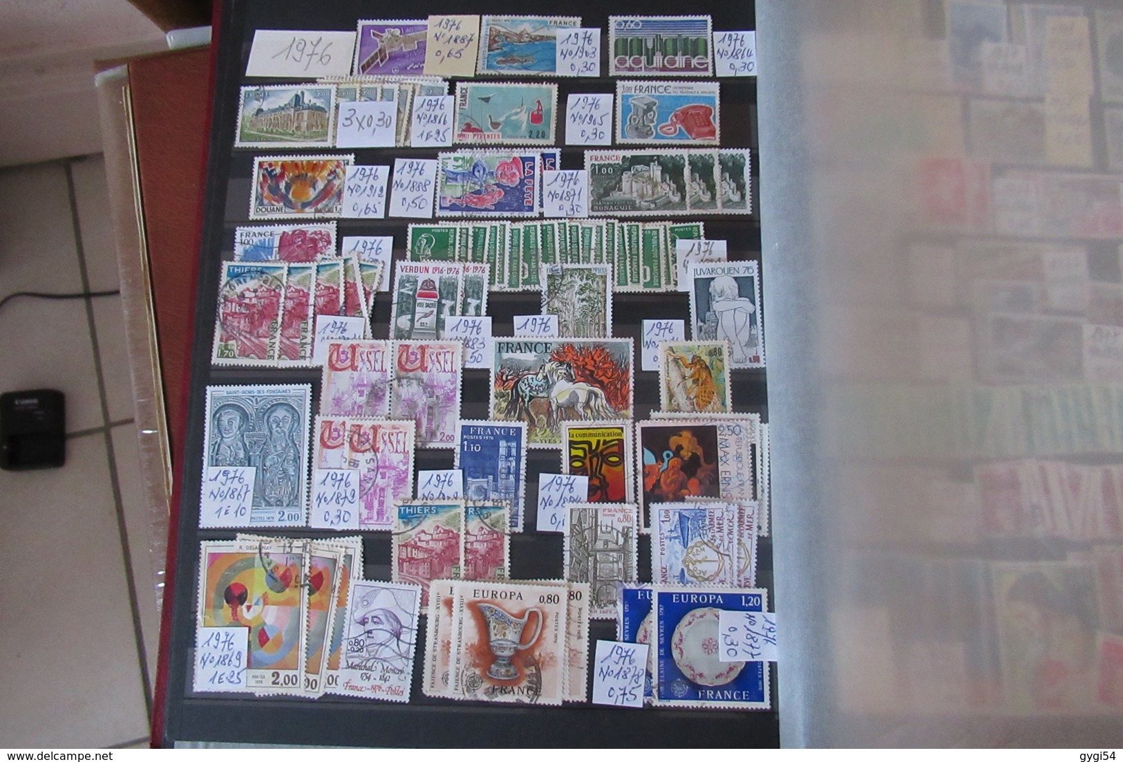 FRANCE 1973 - 1991 CAT YT N°  LOT TIMBRES Oblitérés 1200 Timbres Oblitérés - Collections (en Albums)