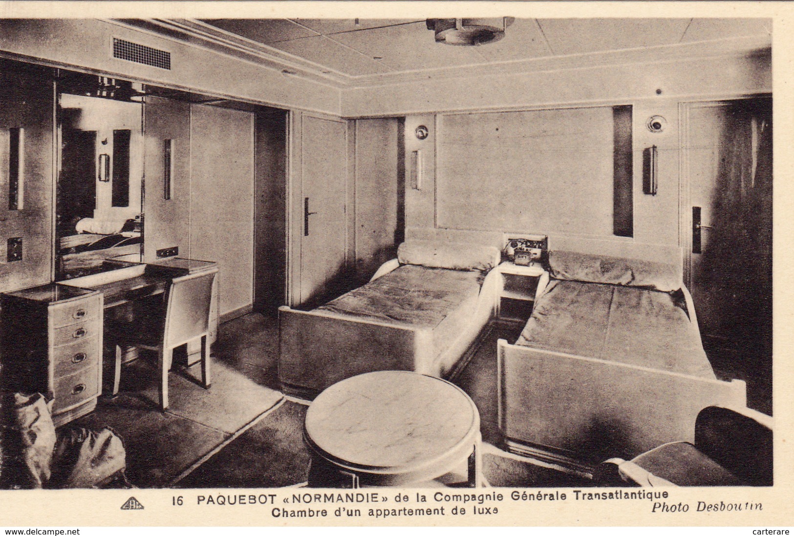 Cpa,PAQUEBOT,NORMANDIE,de La Compagnie Transatlantique,chambre De Luxe,photo Desboutin,rare - Steamers