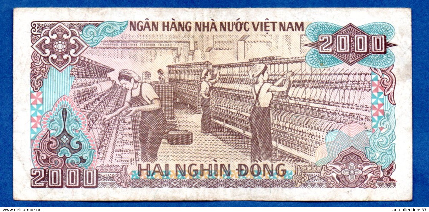 VIETNAM / Pick 107 / 2000 Dong 1980  / TB+ - Viêt-Nam