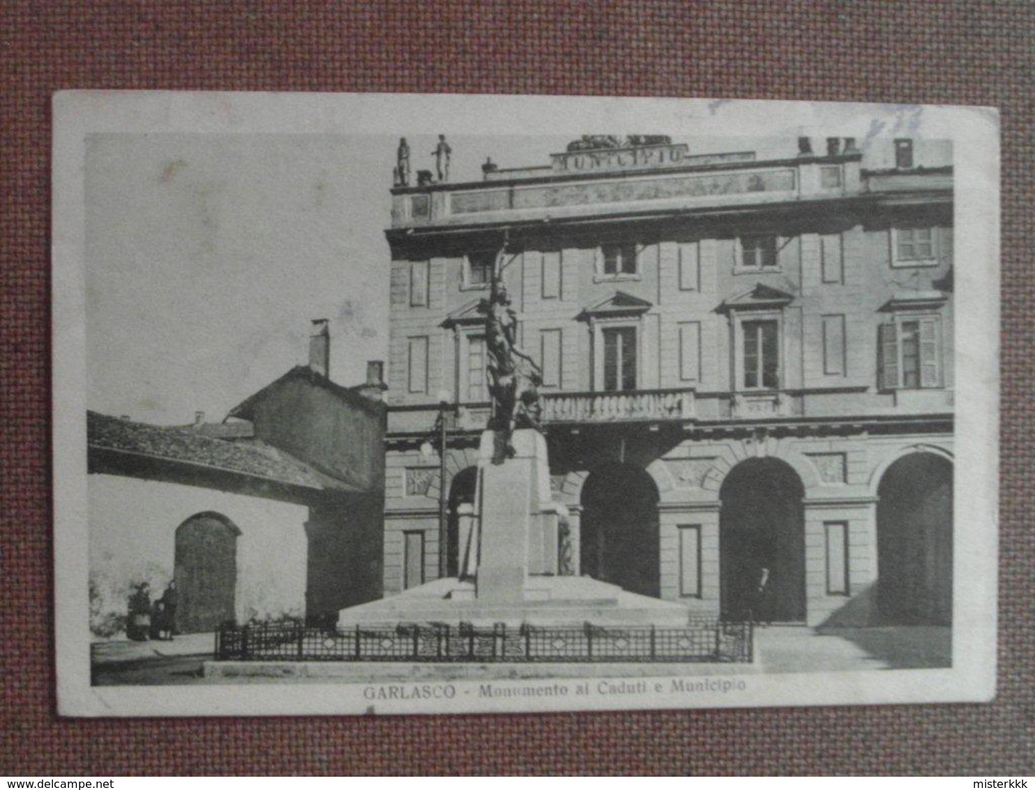 GARLASCO -1928  -MONUMENTO AI CADUTI E MUNICIPIO.   --FP  --BELLISSIMA  - - Altri & Non Classificati