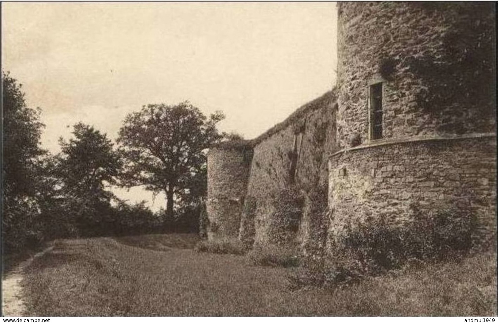 Château De GAESBEEK-GAASBEEK - Tours Démantelées De L'ancien Château - Lennik