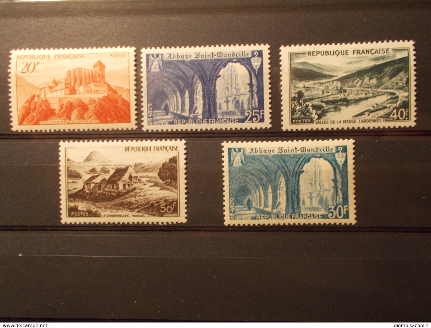 Série Timbres France Neufs** 1949 & 1951 N°841A à 843 & 888 (6) - Neufs