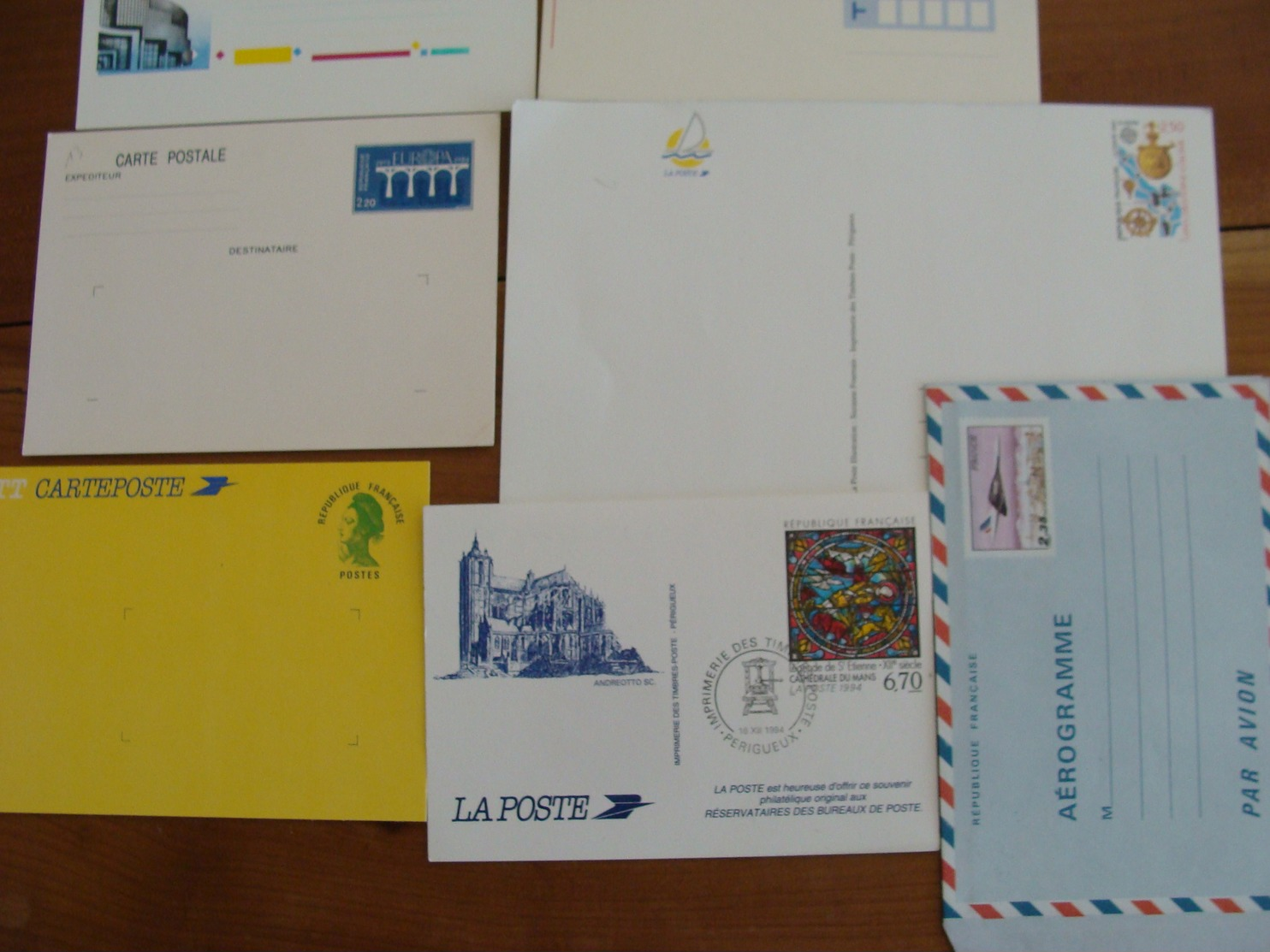 LOT ENTIERS POSTAUX AEROGRAMME MONDE ET FRANCE VOIR PHOTOS ENTIER POSTAL