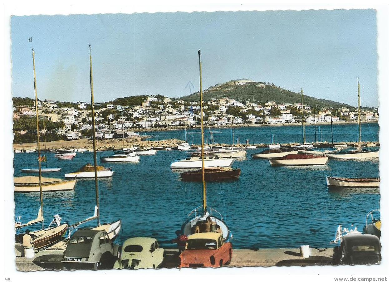 CPSM COLORISEE SANARY SUR MER, AUTOS VOITURES ANCIENNES, CITROEN 2CV, RENAULT 4CV, VAR 83 - Sanary-sur-Mer