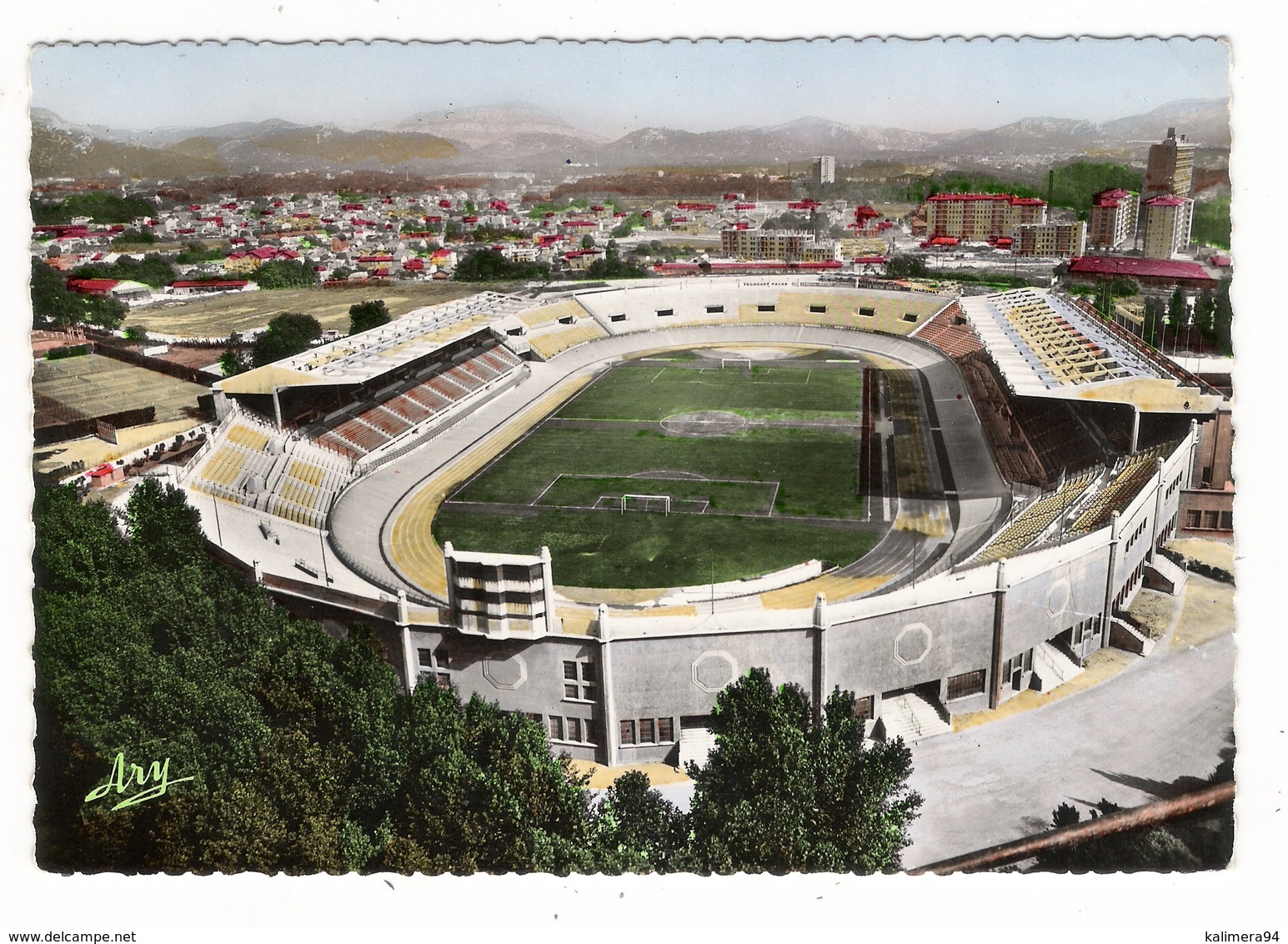 BOUCHES-DU-RHÔNE  /  MARSEILLE  /  PANORAMA  SUR  LE  STADE  MUNICIPAL  ( Allez L' OM  ! ) - Non Classés