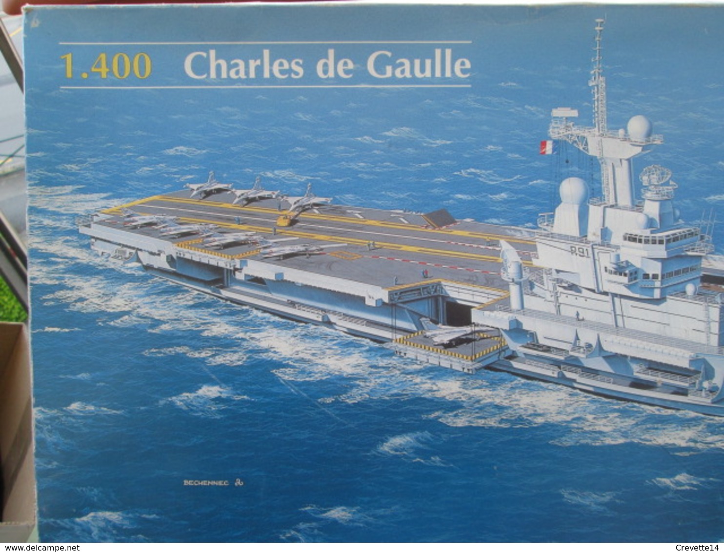 MAQ518 : Maquette Plastique à Monter HELLER 1/400e PORTE-AVIONS CHARLES DE GAULLE Complet Non Commencé Boite Un Peu Abim - Bâteaux