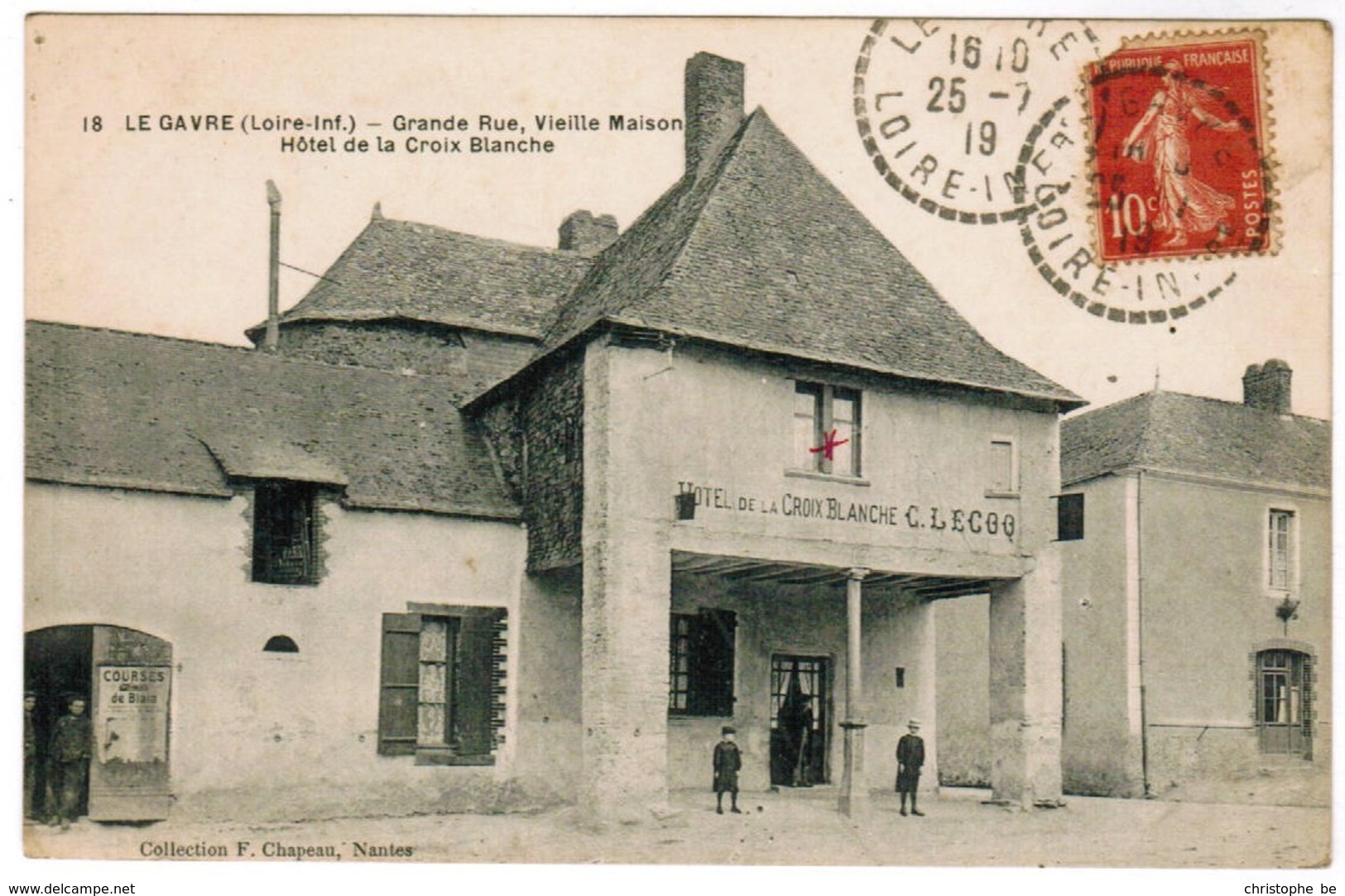 CPA Le Gavre, Grande Rue, Vieille Maison, Hötel De La Croix Blanche (pk44602) - Le Gavre