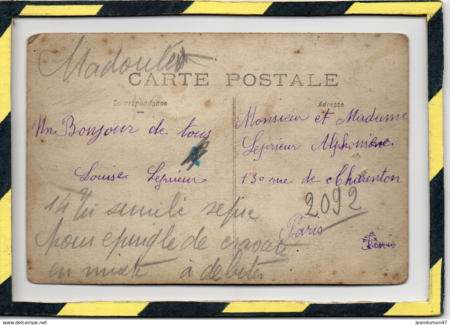 VERITABLE CARTE-PHOTO. - . A IDENTIFIER - Genealogie