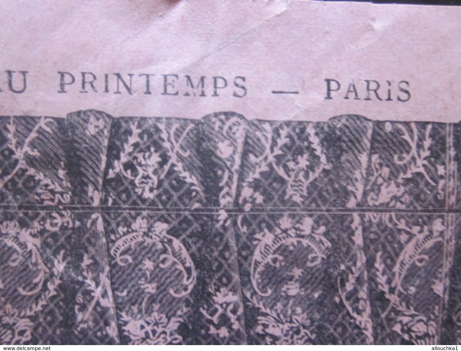 PARIS GRANDS MAGASINS Du PRINTEMPS PAGE PUBLICITAIRE+PRÉSENTATION ÉCHANTILLON RIDEAU-MODÈLE TISSU AFFAIRE EXCEPTIONNELLE - Publicidad