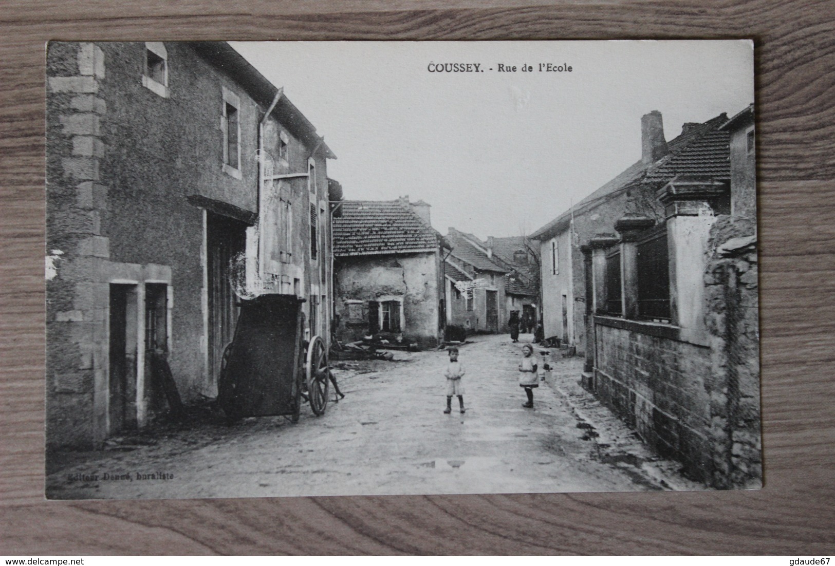 COUSSEY (88) - RUE DE L'ECOLE - Coussey