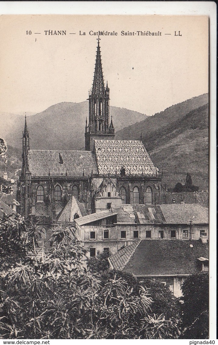 Cp , 68 , THANN , La Cathédrale Saint-Thiébault - Thann