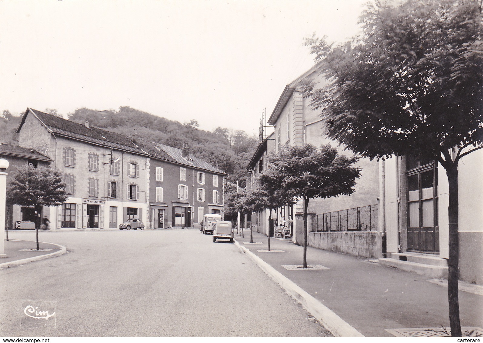 RENAGE,boulevard Docteur Vallois,café Des Cyclistes,citroen 2 Cv ,prés De Rives,voiron,tullins,isère,carte Photo - Renage