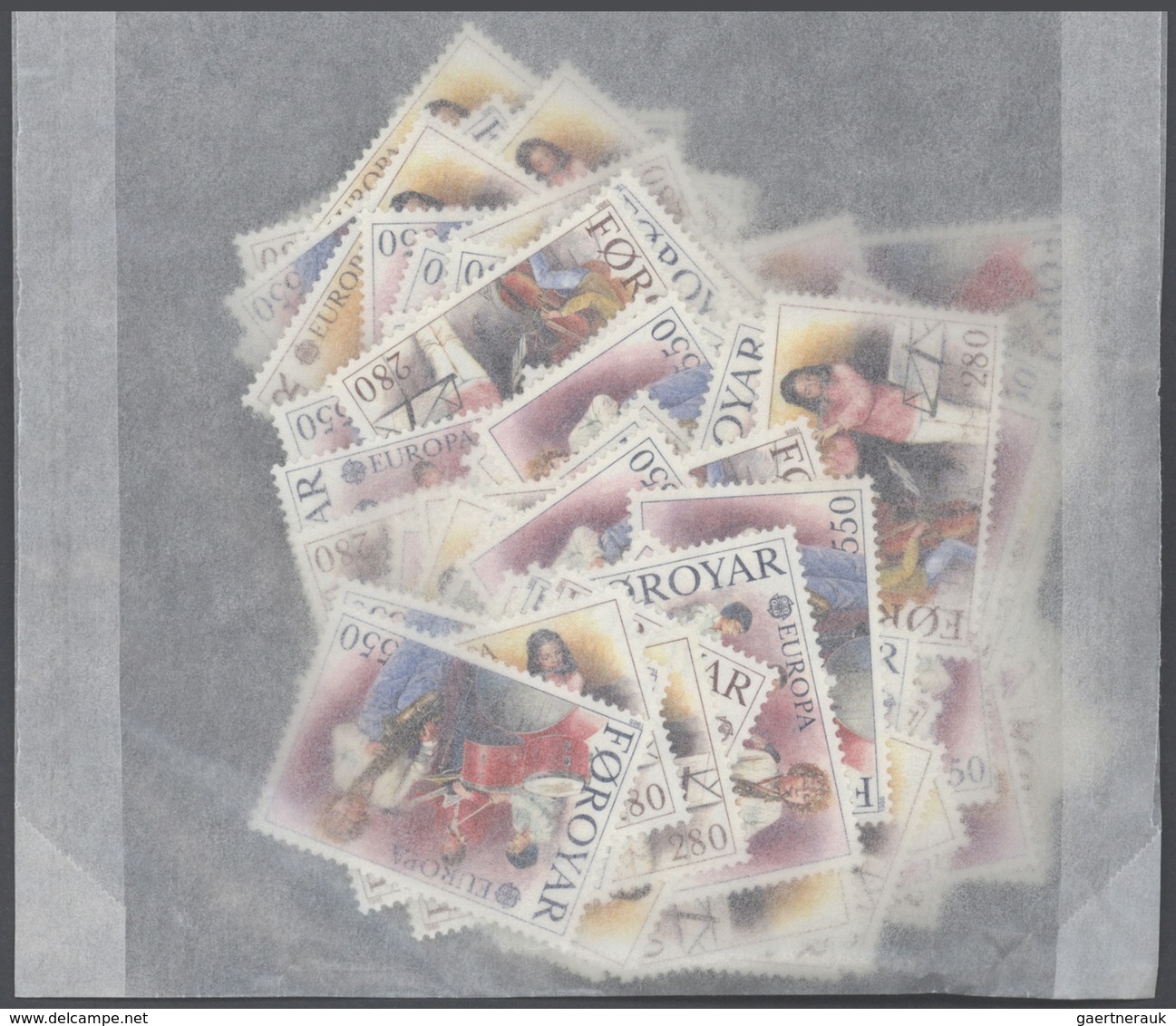 29671 Dänemark - Färöer: 1979-1990: Bulk Lot, CEPT Stamps In Complete Sets. 1979: 2400 Sets, 1980: 3300 Se - Faeroër