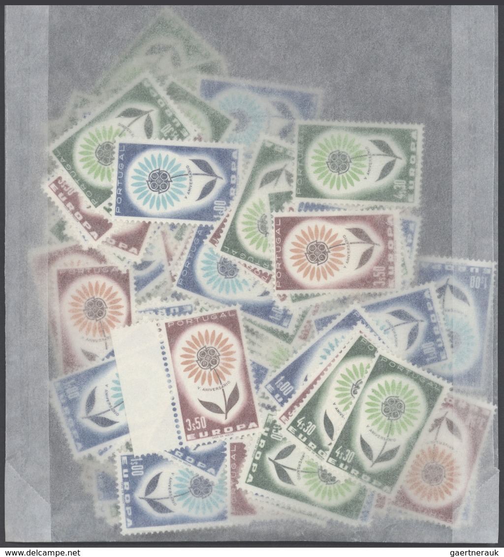 29837 Portugal: 1960-1990: Bulk Lot, CEPT Stamps In Complete Sets. 1960: 900 Sets, 1961: 4500 Sets, 1962: - Briefe U. Dokumente