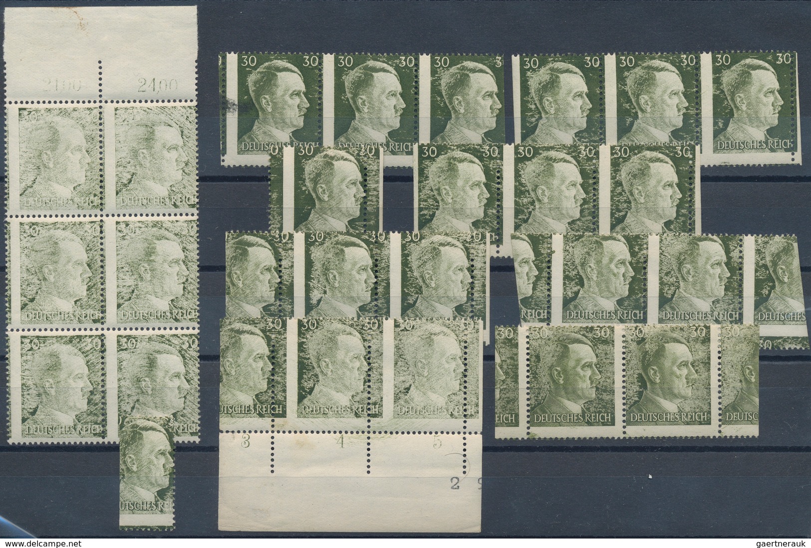 31598 Deutsches Reich - 3. Reich: 941, 30 Pfg. Hitler, Partie Von 26 Makulatur-Stücken, Meist In Einheiten - Unused Stamps