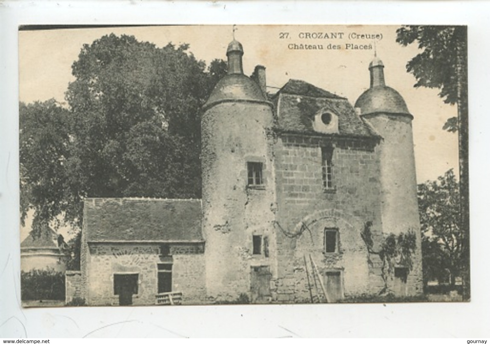 Crozant (creuse) Château Des Places (pigeonnier Colombier) N°27 - Crozant