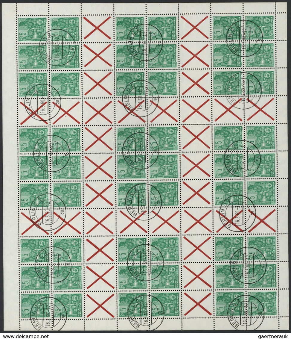 32381 DDR - Zusammendrucke: 1960, Fünfjahrplan, Kompletter Markenheftchenbogen 7, Auf Feld 87 Plattenfehle - Se-Tenant