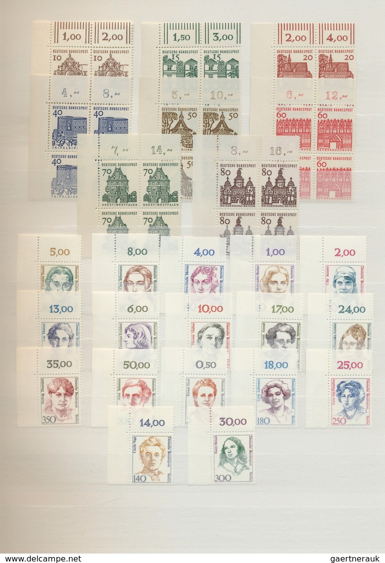 32424 Bundesrepublik und Berlin: 1949/1989, saubere Sammlungspartie in zwei Alben, dabei Bund Wohlfahrt 19