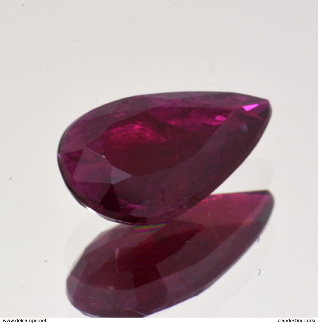 Rubis Naturel 0,66 Ct Avec Certificat Gemmologique - Rubí