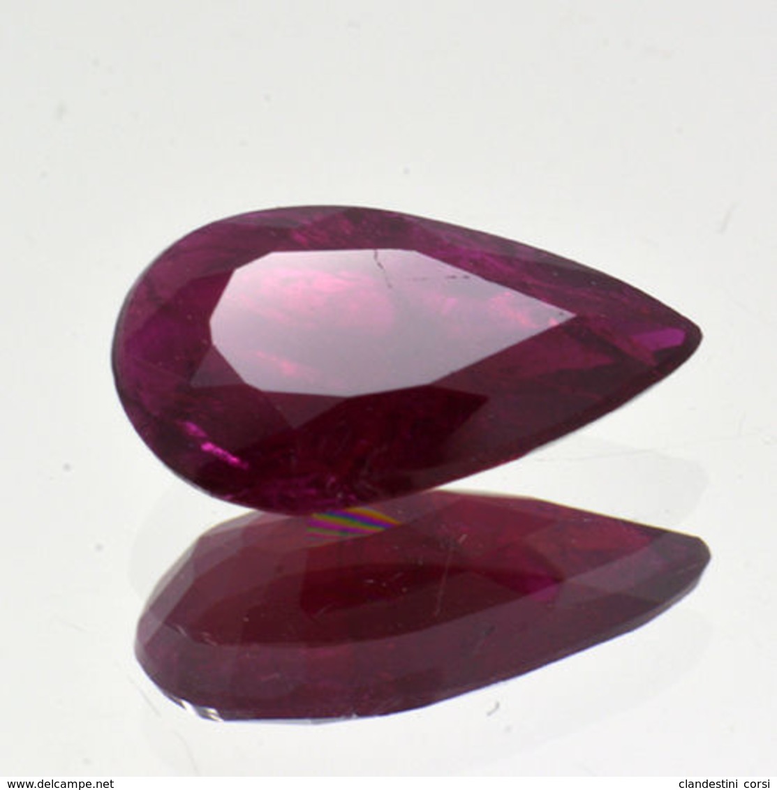 Rubis Naturel 0,66 Ct Avec Certificat Gemmologique - Ruby