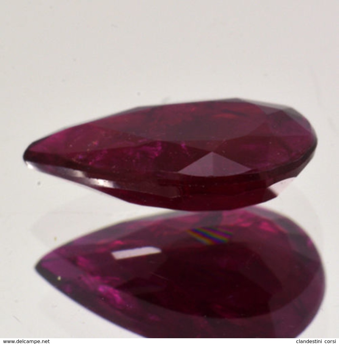 Rubis Naturel 0,66 Ct Avec Certificat Gemmologique - Ruby