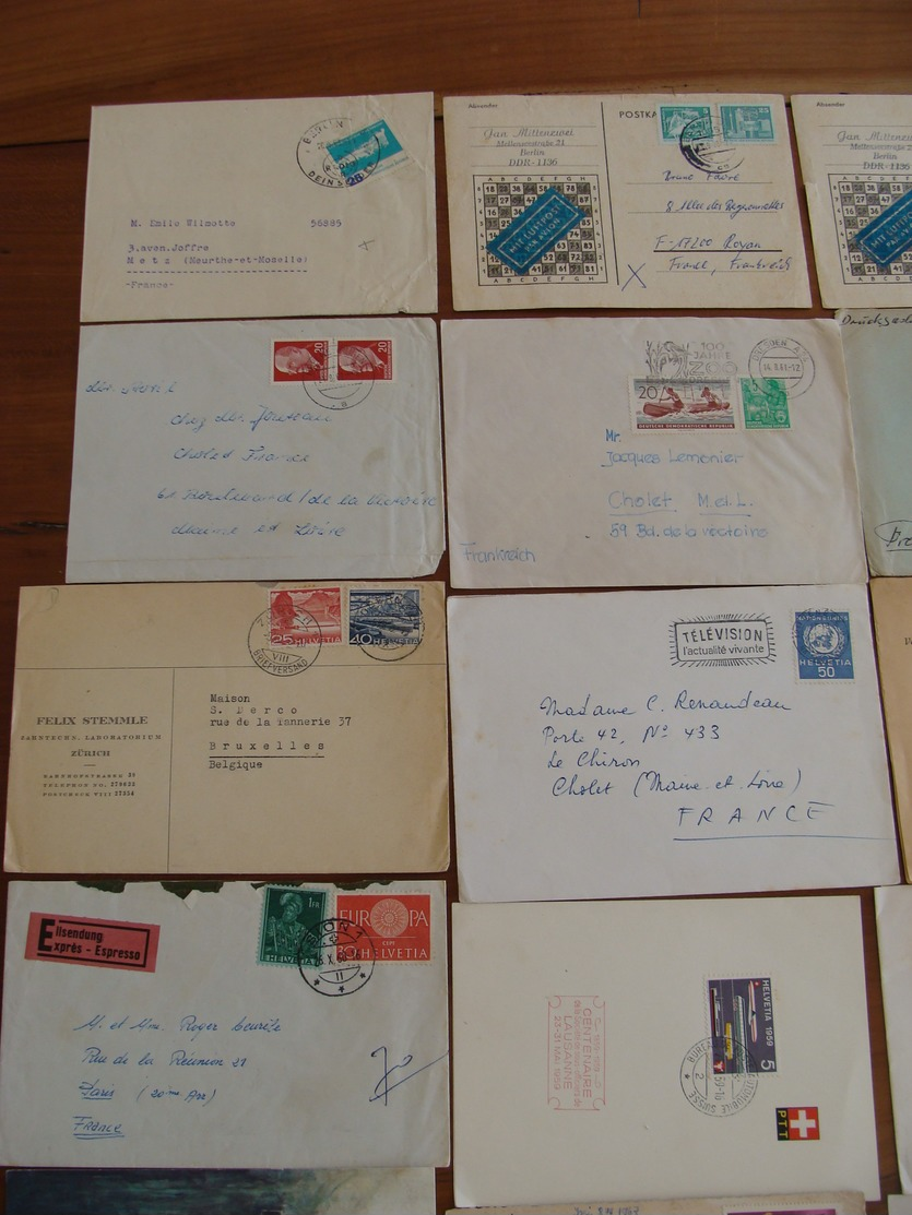 LOT 350 TIMBRES SUR LETTRES CARTES ETRANGERES DDR RUSSIE USA BRESIL AFRIQUE ROYAUME UNI ETC 1947 A ANNEES 80 VOIR PHOTOS