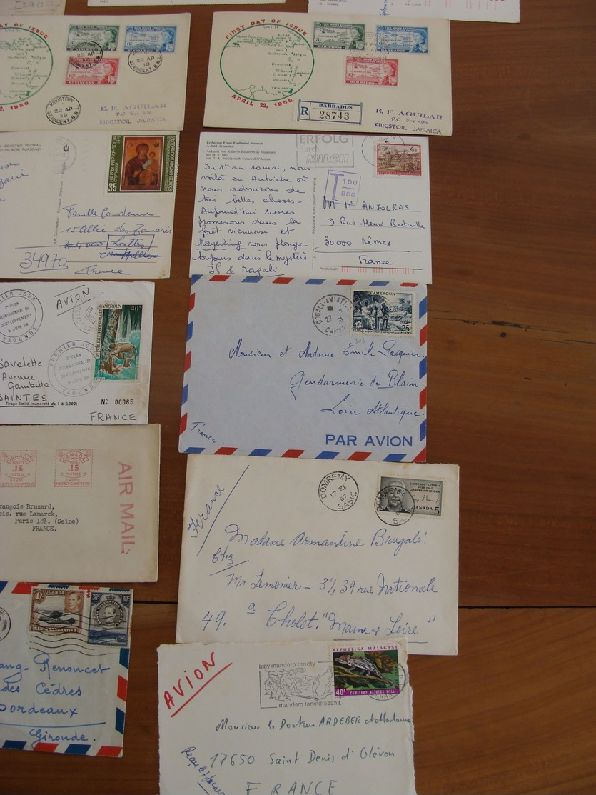 LOT 350 TIMBRES SUR LETTRES CARTES ETRANGERES DDR RUSSIE USA BRESIL AFRIQUE ROYAUME UNI ETC 1947 A ANNEES 80 VOIR PHOTOS