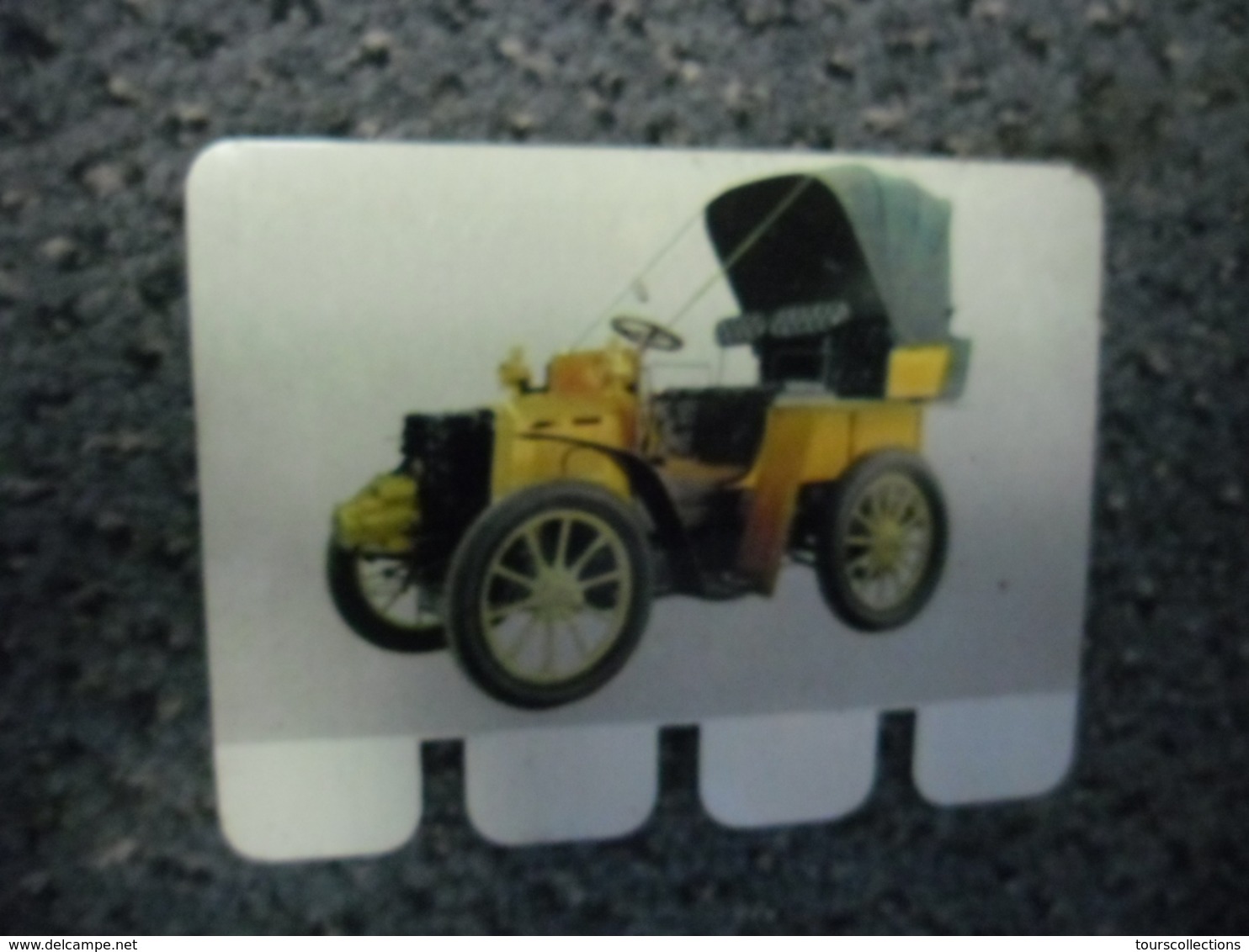 N° 4 - PLAQUE METAL En TOLE - PANHARD Type B1 à 4 Cylindres De 1899 Moteur Daimler - AUTOMOBILE COOP Des Années 60 - Plaques En Tôle (après 1960)